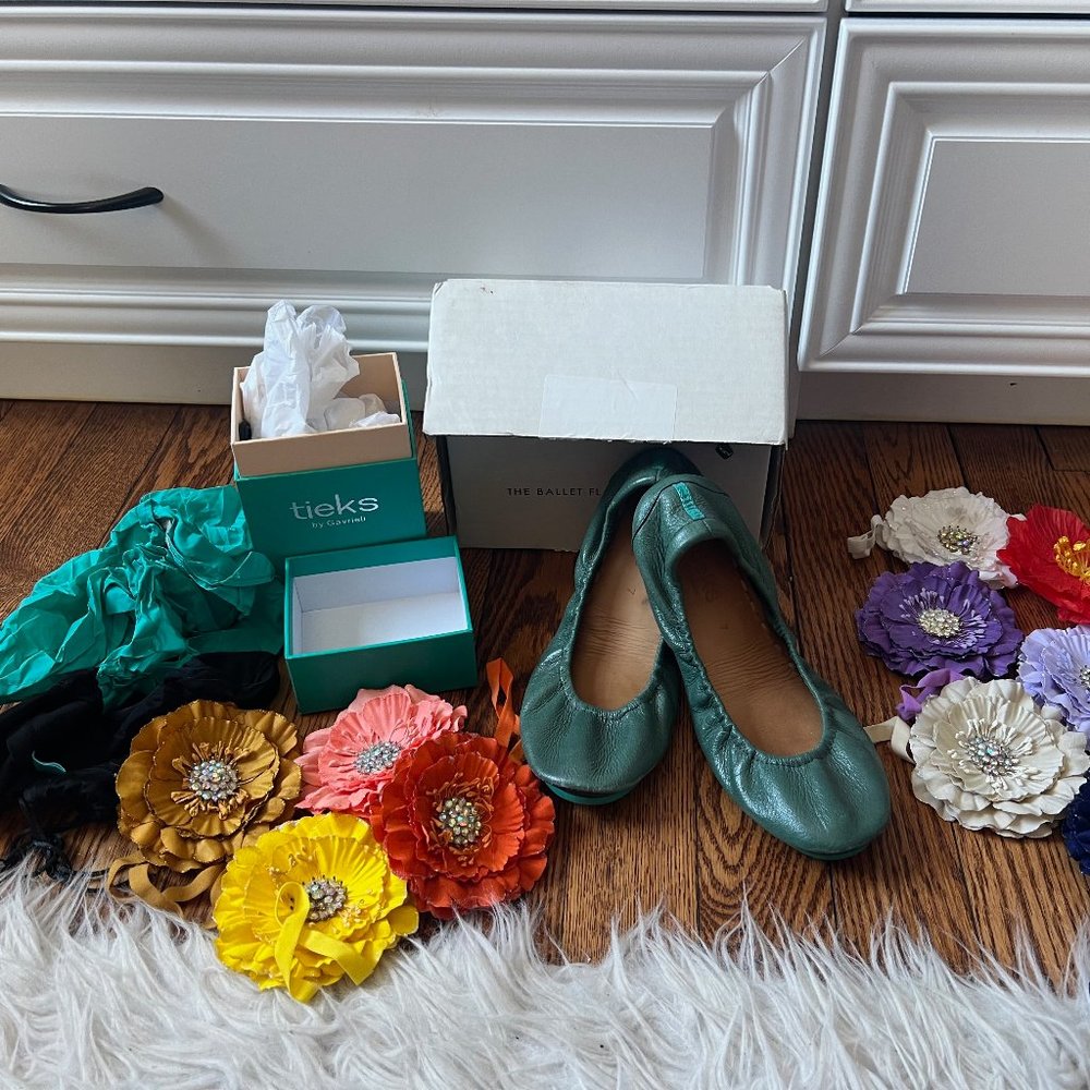 Pacific Green Tieks